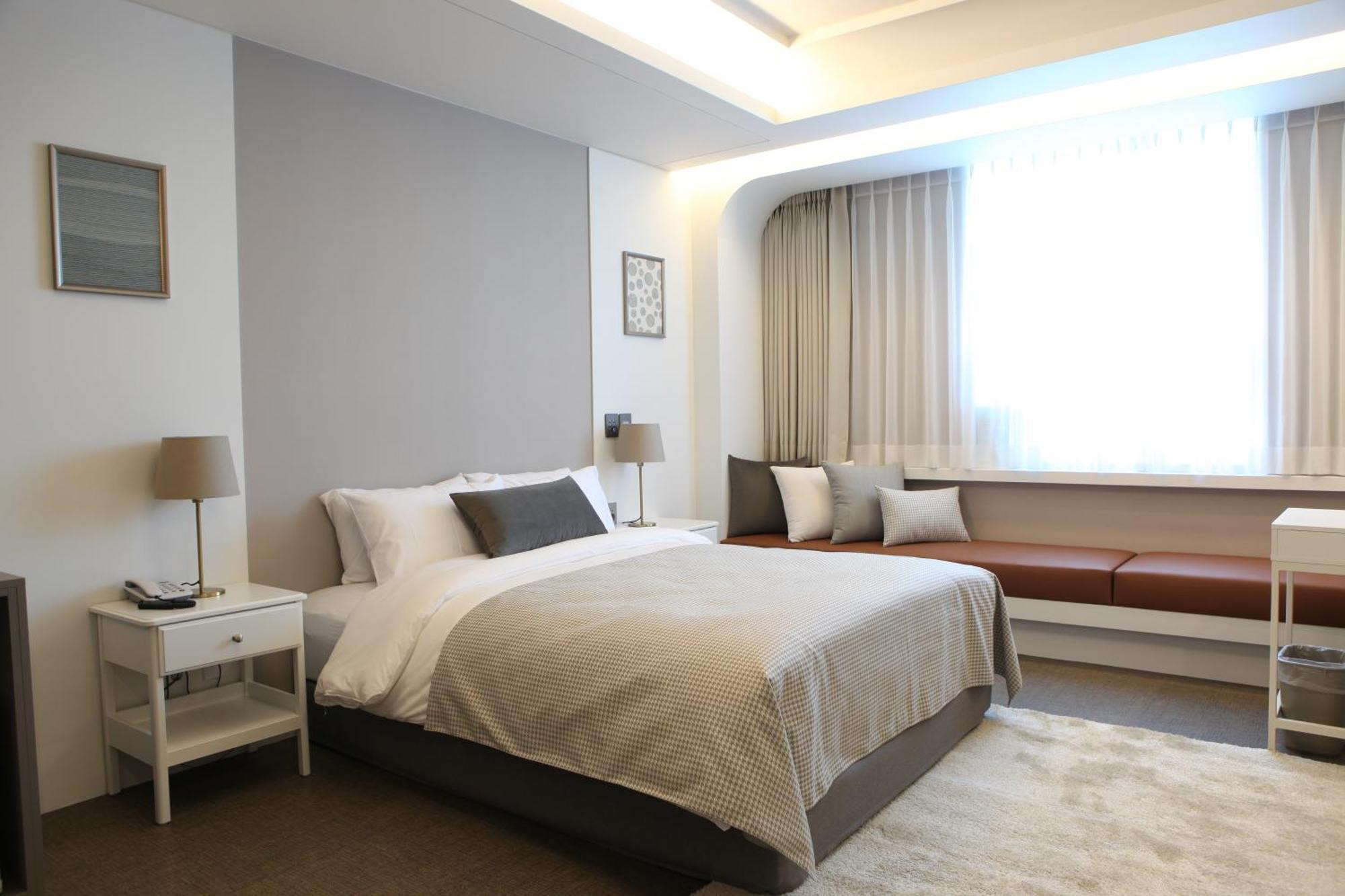 בוצ'און Polaris Hotel מראה חיצוני תמונה